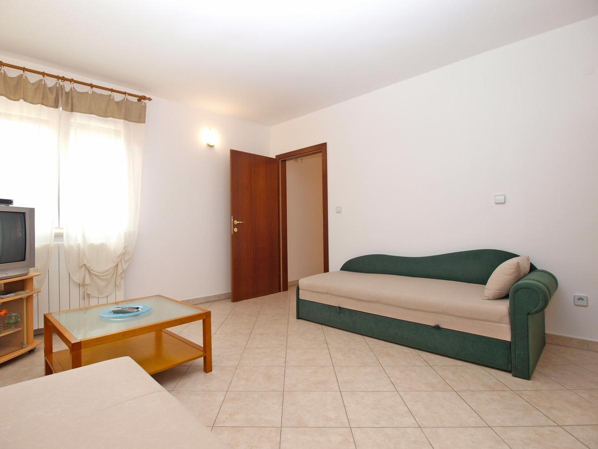 Apartment Alma 1600 Póla Kültér fotó