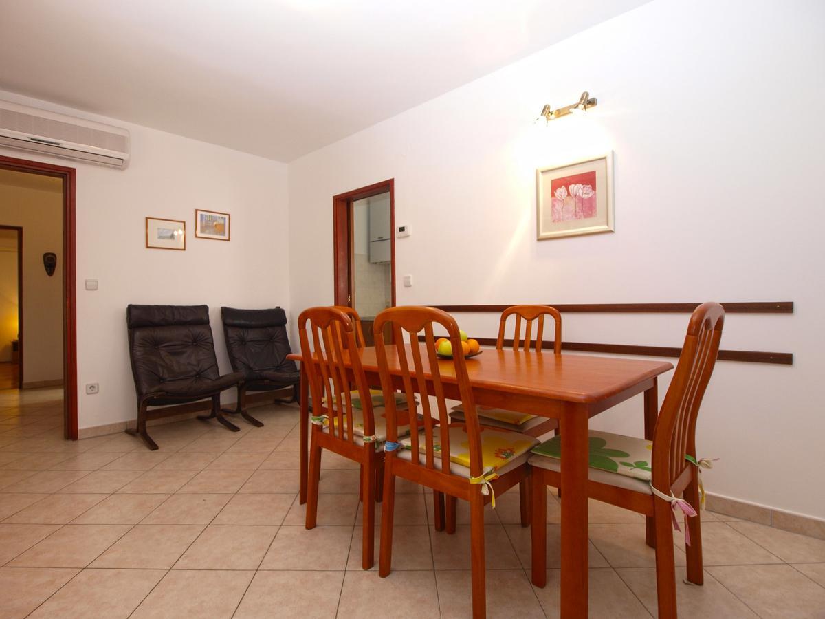Apartment Alma 1600 Póla Kültér fotó