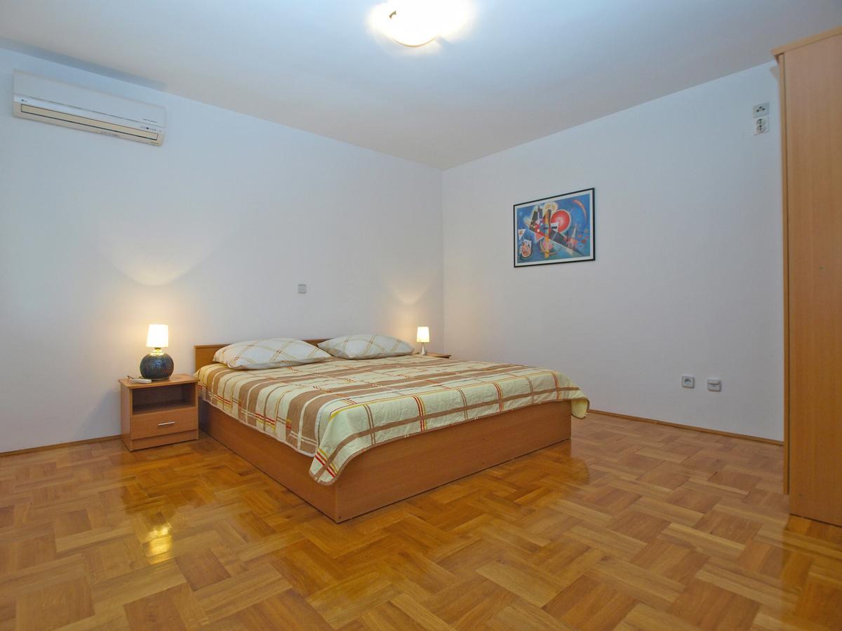 Apartment Alma 1600 Póla Kültér fotó